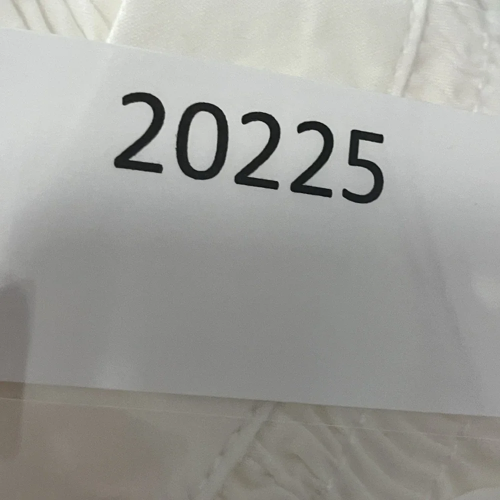 Quince Organic Cotton Poplin White Blouse Womens Size M Split Neck Tie Top - Picture 12 of 12